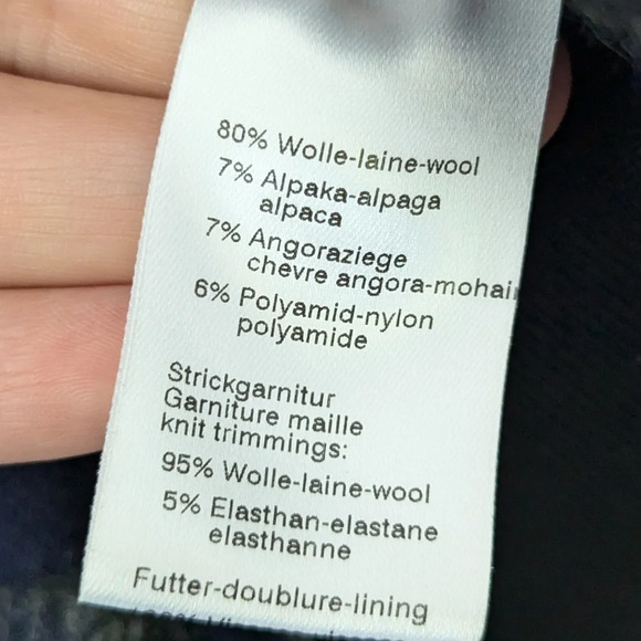 AKRIS Punto Wool Blend Plaid Blazer - Picture 7 of 7